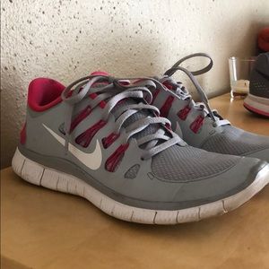 NIKE Free RN 5.0